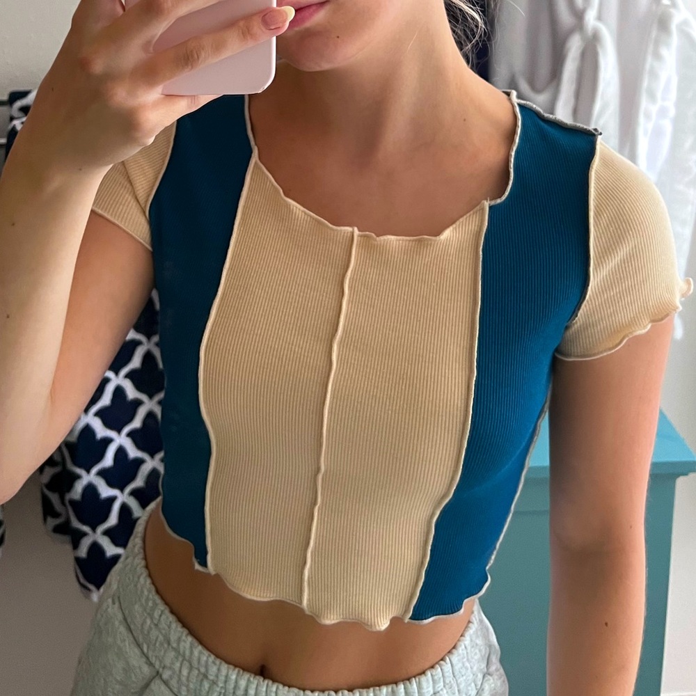 SHEIN lettuce trim tan and navy blue top